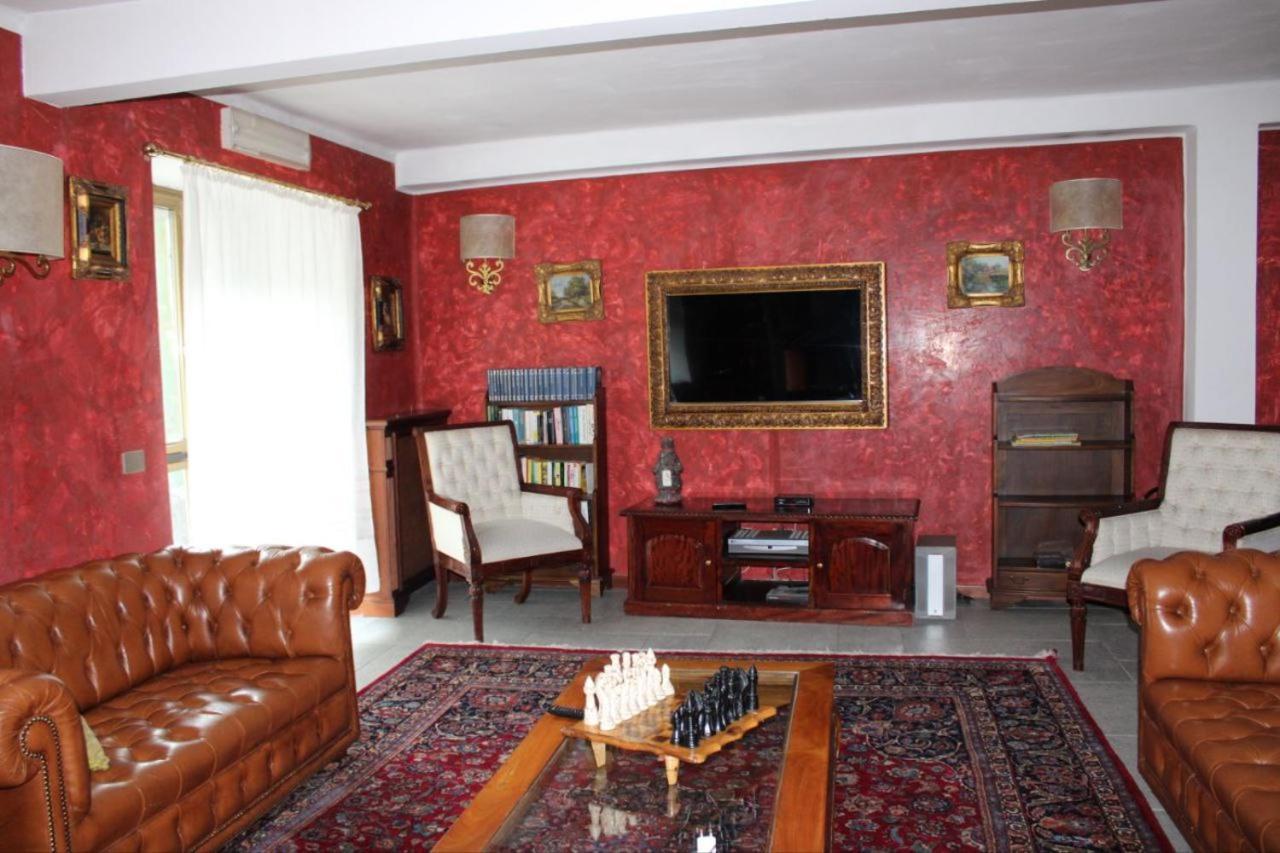 Hotel Lion Roure Turin Exterior foto