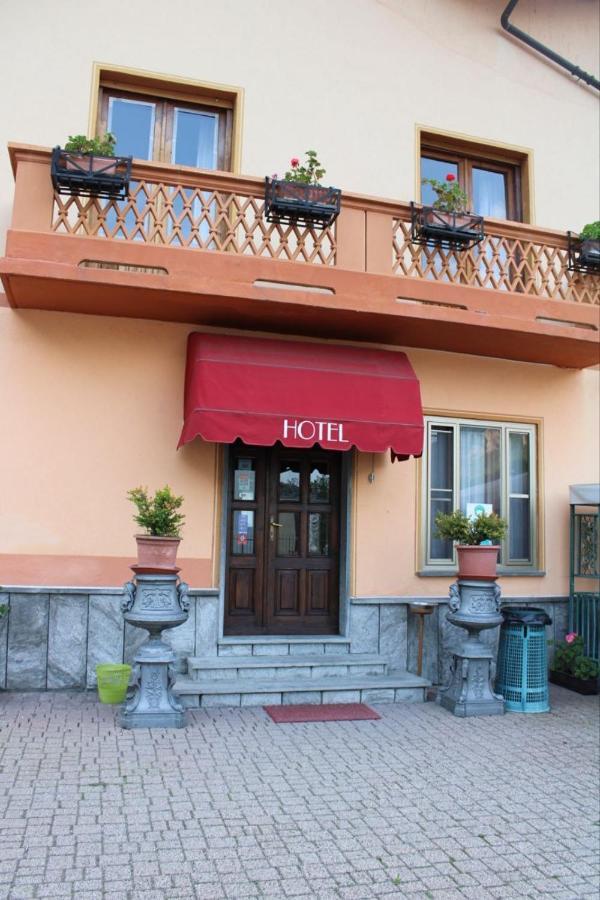 Hotel Lion Roure Turin Exterior foto